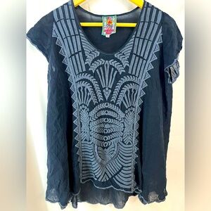 Johnny Was Black Scoopneck Flowy Top with Scallop Hem and Grey Embroidery, Small
